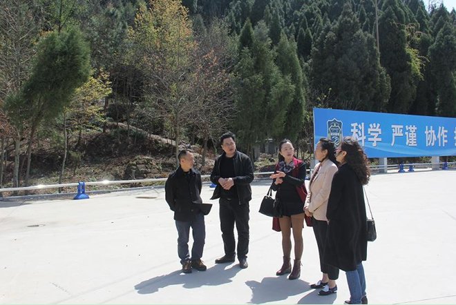 2017利州区总工会清明节前检查森林防火1 (1).png