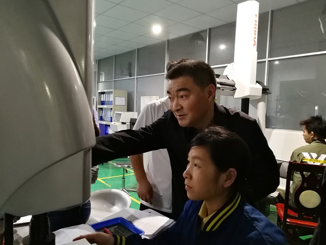 广元工会慰问我市在粤务工人员(2).jpg